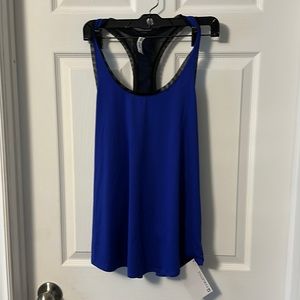 NWT Fabletics size L Mosa tank